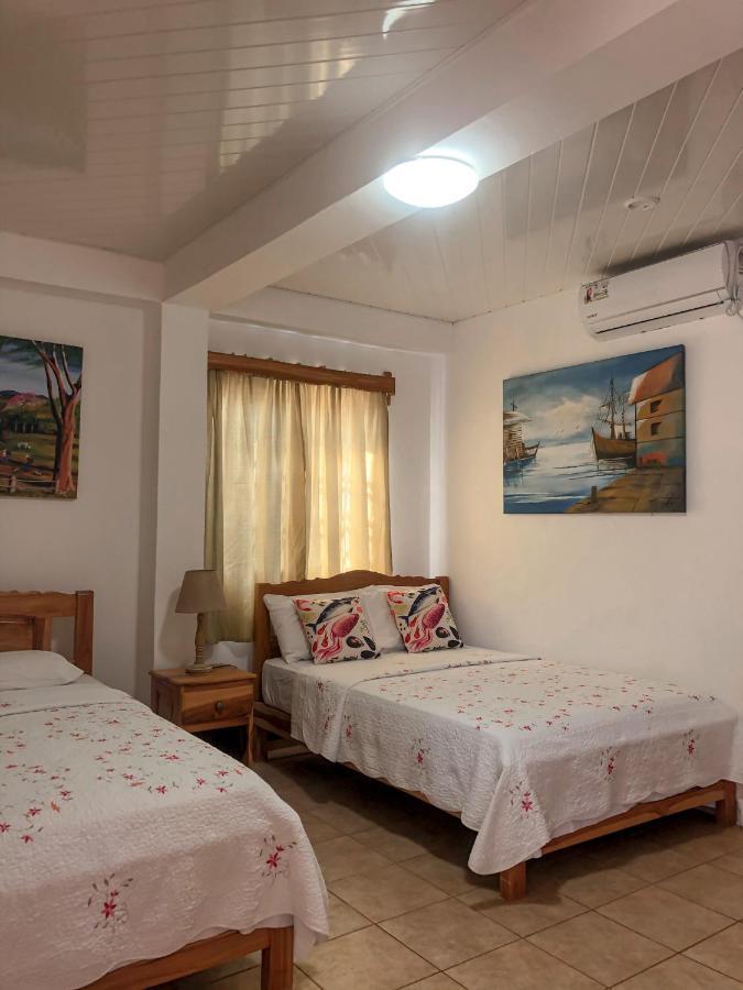 Hostal Familiar Rolo Санта-Каталіна Екстер'єр фото